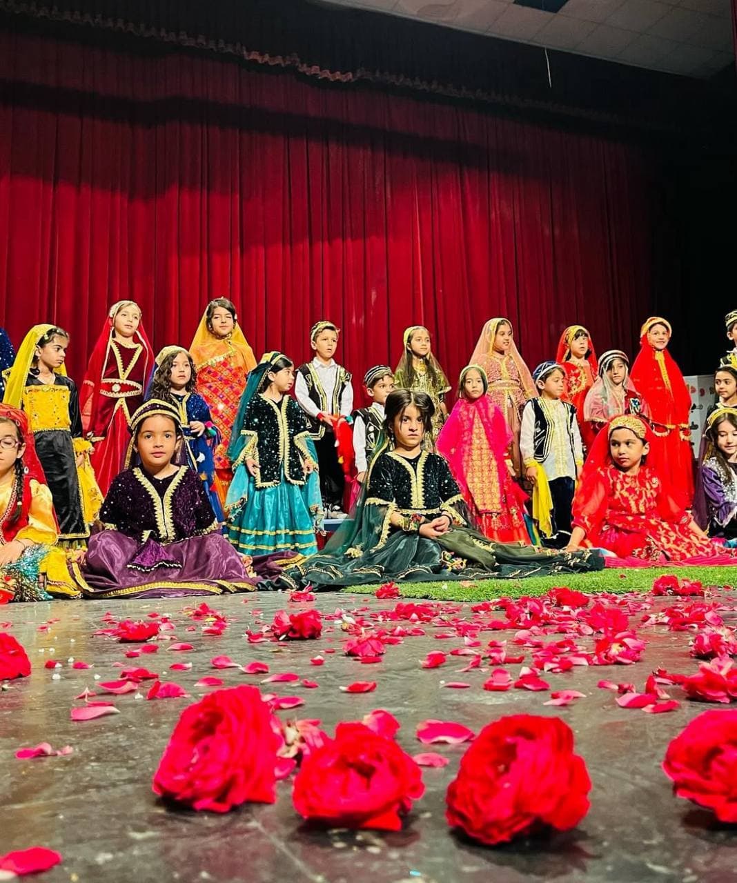 پیش دبستانی ودبستان دانشمندان فردا