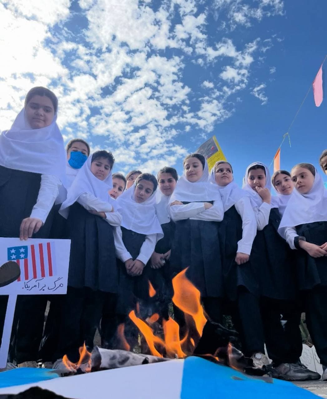 پیش دبستانی ودبستان دانشمندان فردا